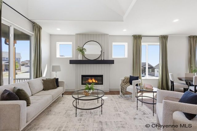 5143 CARLA DR, Cheyenne, WY 82001