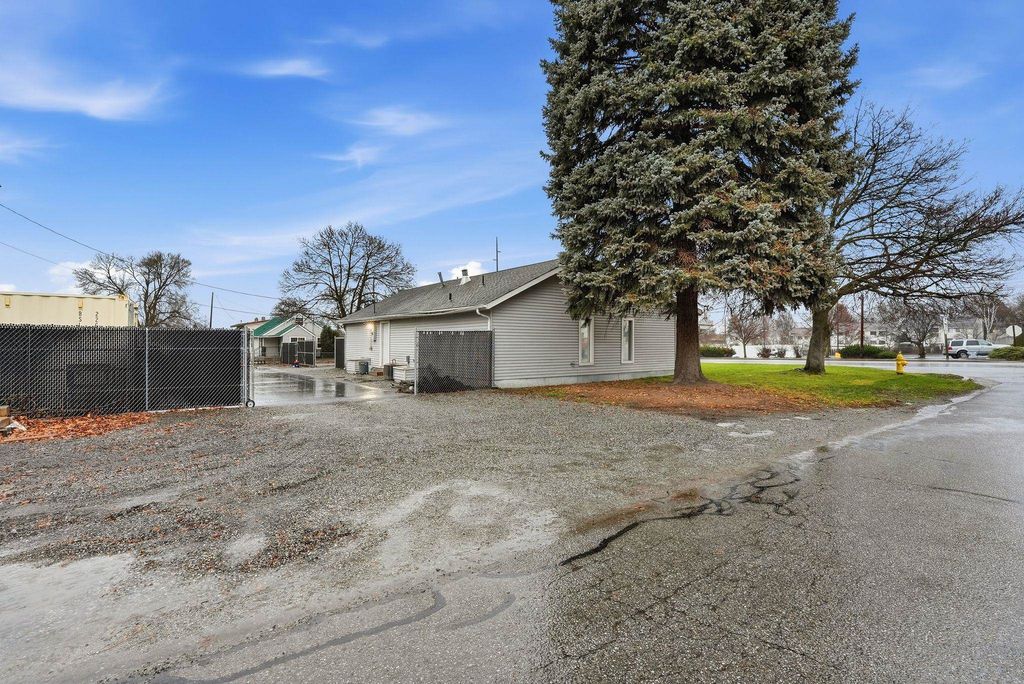 1124 S Pines Rd, Spokane Valley, WA 99206 photo 30