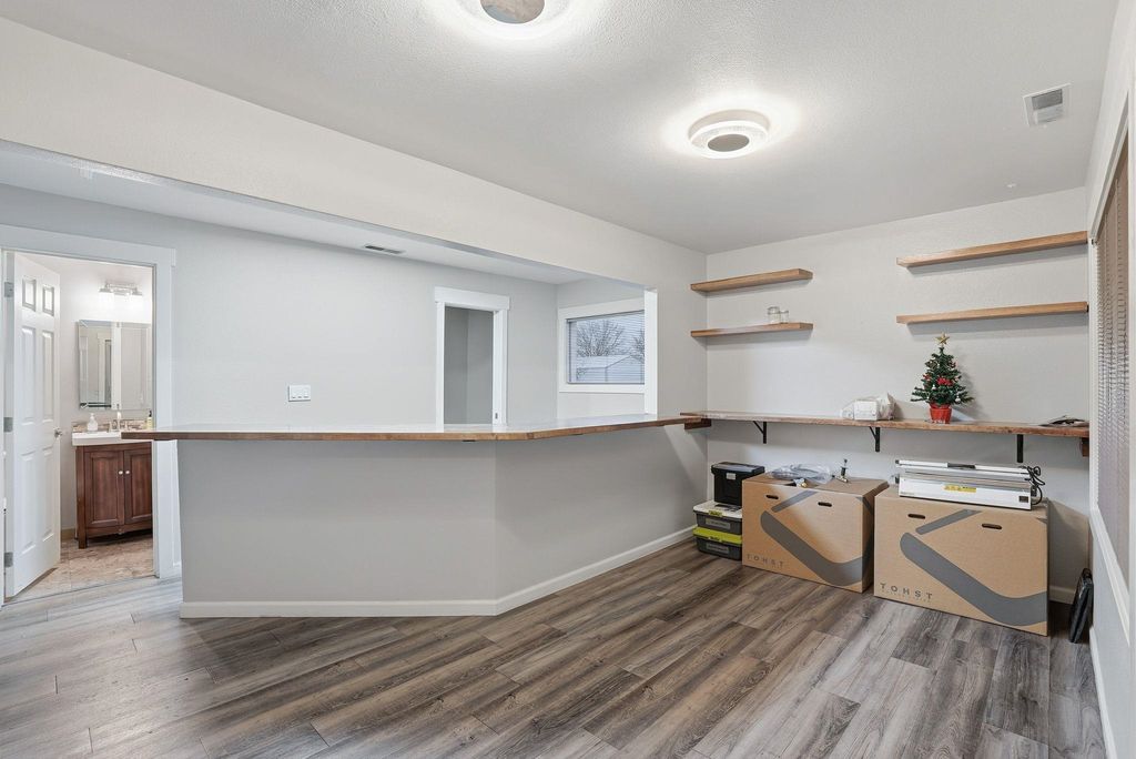 1124 S Pines Rd, Spokane Valley, WA 99206 photo 8