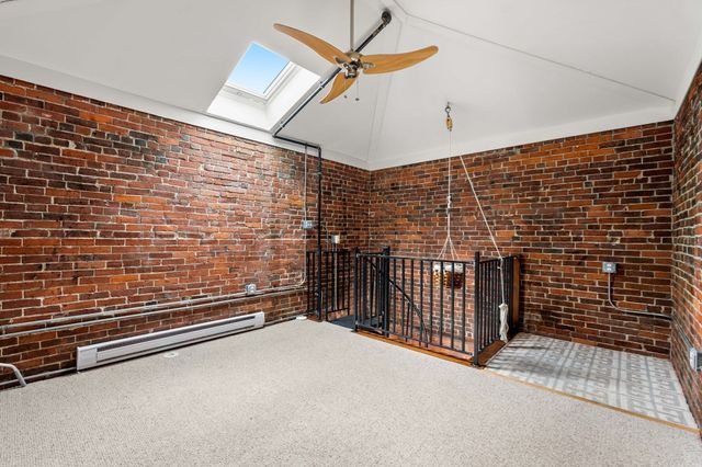 60 Merrimac St 615, Amesbury, MA 01913