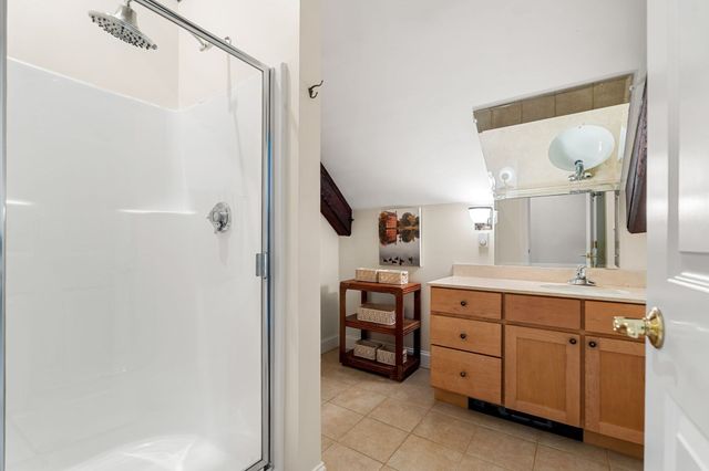 60 Merrimac St 615, Amesbury, MA 01913