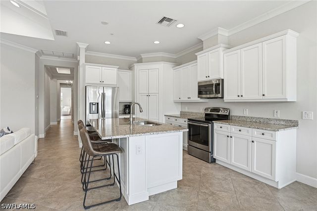 6561 Dominica DR 201, Naples, FL 34113
