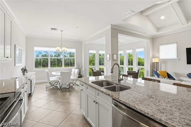 6561 Dominica DR 201, Naples, FL 34113