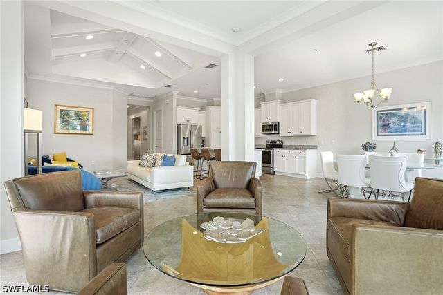 6561 Dominica DR 201, Naples, FL 34113
