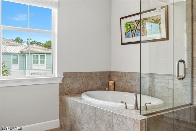 6561 Dominica DR 201, Naples, FL 34113