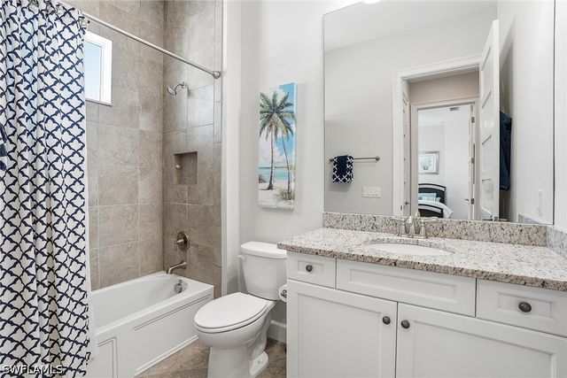 6561 Dominica DR 201, Naples, FL 34113