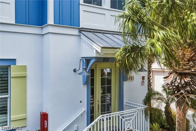 6561 Dominica DR 201, Naples, FL 34113