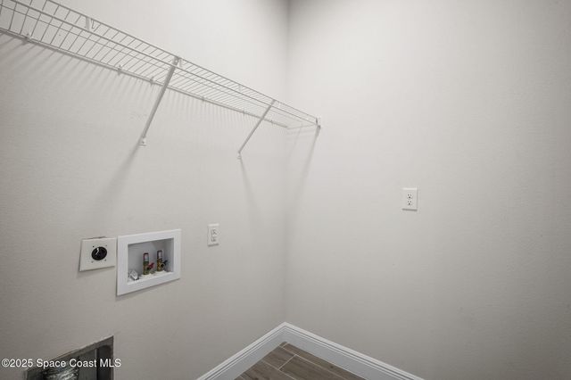 1027 Wyoming Drive SE, Palm Bay, FL 32909