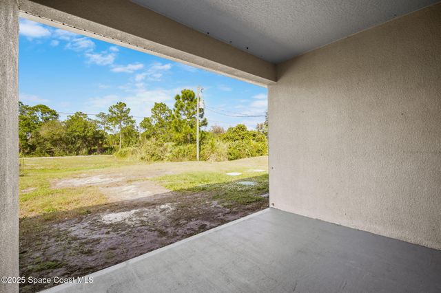 1027 Wyoming Drive SE, Palm Bay, FL 32909