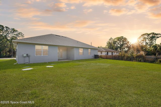 1027 Wyoming Drive SE, Palm Bay, FL 32909