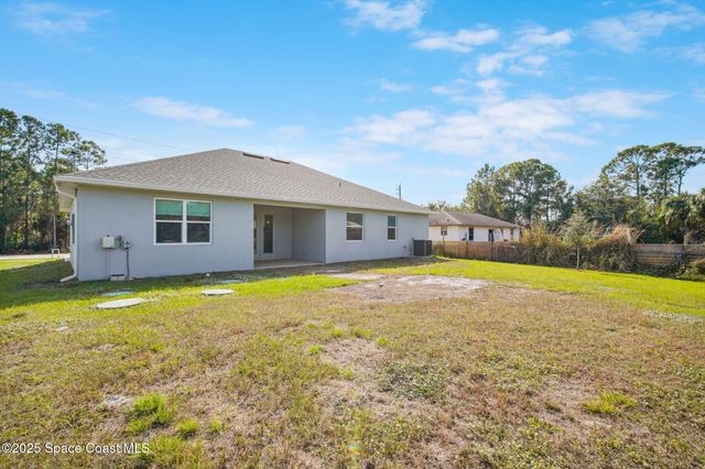 1027 Wyoming Drive SE, Palm Bay, FL 32909