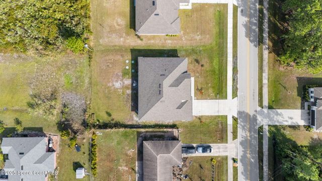 1027 Wyoming Drive SE, Palm Bay, FL 32909