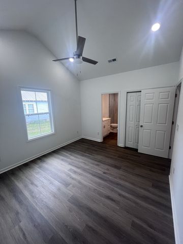 612 E Madison St, Pulaski, TN 38478
