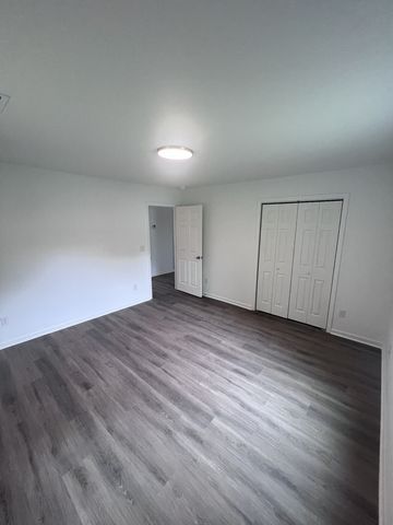 612 E Madison St, Pulaski, TN 38478