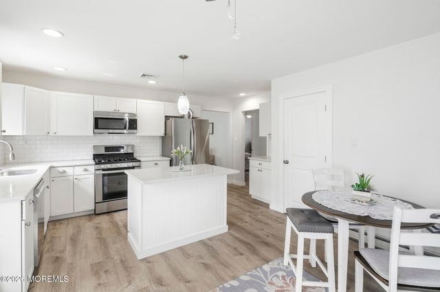 374 Barbados Drive N, Toms River, NJ 08757