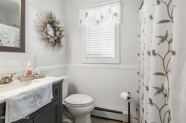 374 Barbados Drive N, Toms River, NJ 08757