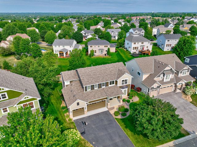 2990 Frontier Drive, Woodbury, MN 55129