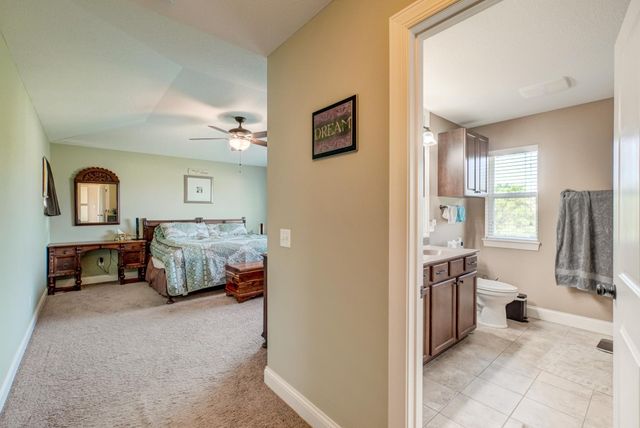 2990 Frontier Drive, Woodbury, MN 55129