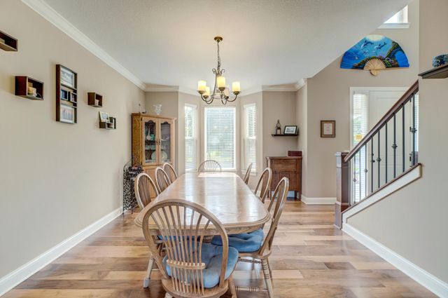 2990 Frontier Drive, Woodbury, MN 55129