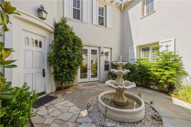 26839 Augusta, Valencia, CA 91355