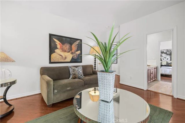 26839 Augusta, Valencia, CA 91355