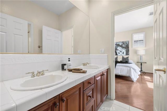 26839 Augusta, Valencia, CA 91355