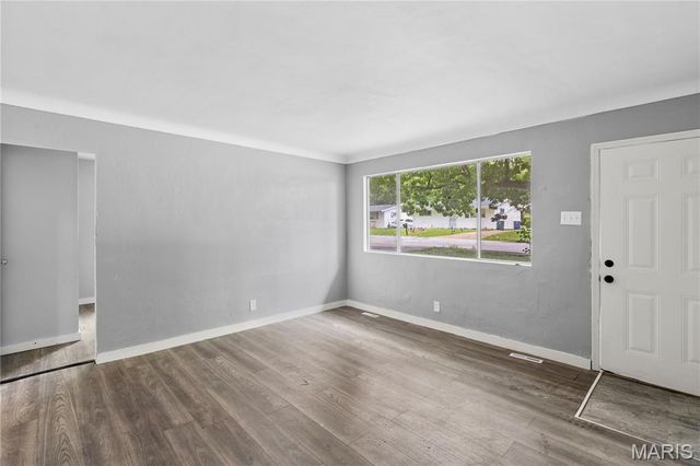 121 Cady Drive, Calverton Park, MO 63135
