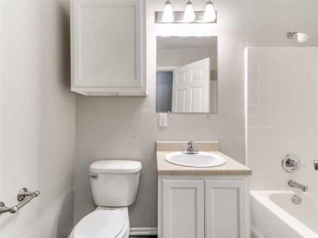 1419 NW 98th Street, Oklahoma City, OK 73114