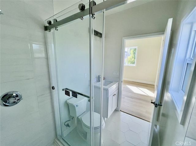 913 W 21st, Los Angeles, CA 90007