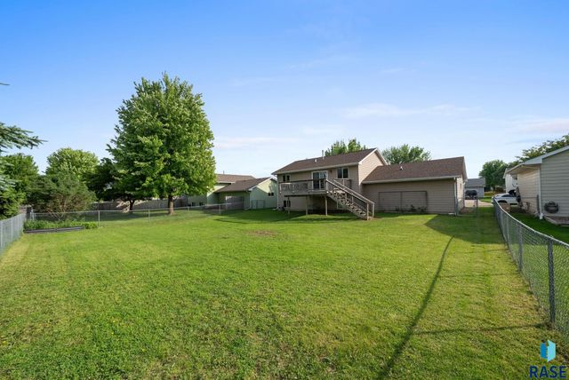 4508 W Antelope Dr, Sioux Falls, SD 57107