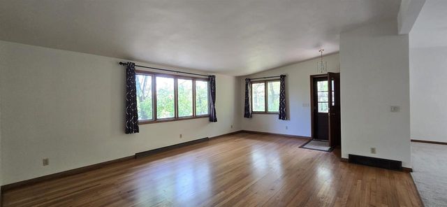 2820 Allegheny Drive, Madison, WI 53719