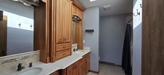 2820 Allegheny Drive, Madison, WI 53719