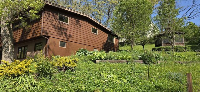 2820 Allegheny Drive, Madison, WI 53719