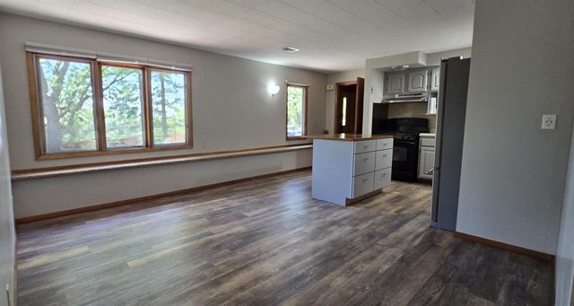 2820 Allegheny Drive, Madison, WI 53719