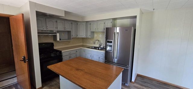 2820 Allegheny Drive, Madison, WI 53719