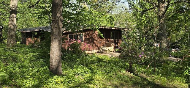 2820 Allegheny Drive, Madison, WI 53719