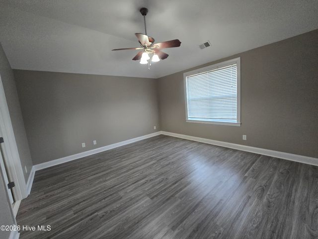 51 Castle Bay Drive, Hampstead, NC 28443