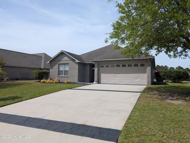51 Castle Bay Drive, Hampstead, NC 28443
