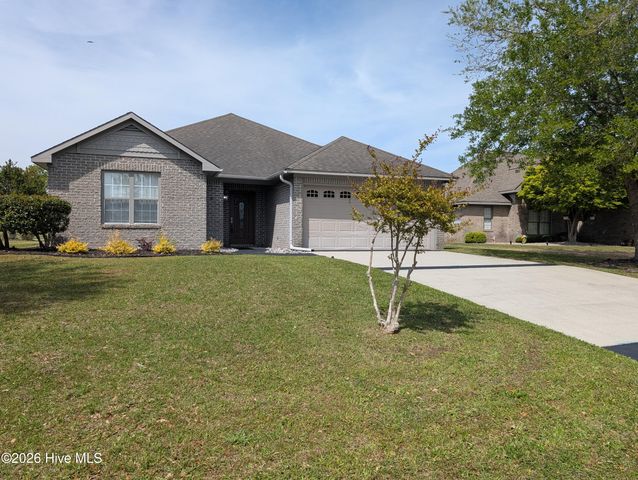 51 Castle Bay Drive, Hampstead, NC 28443