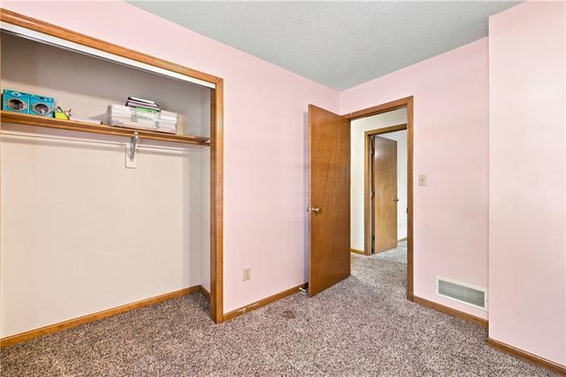 3204 SE 5TH Court, Blue Springs, MO 64014