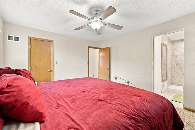 3204 SE 5TH Court, Blue Springs, MO 64014