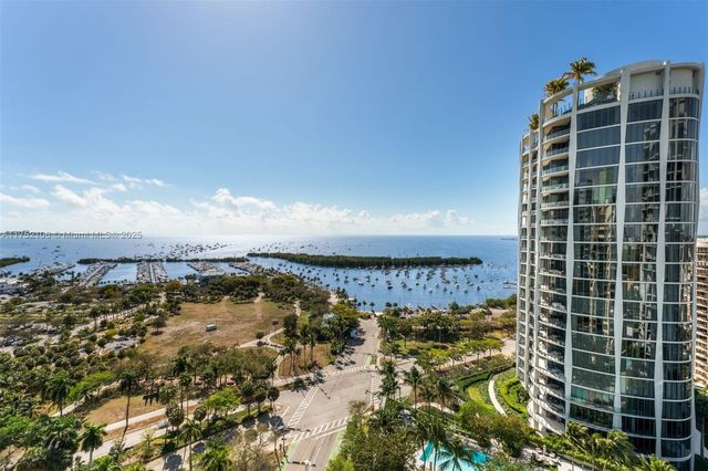 3400 SW 27th Ave 1902, Miami, FL 33133