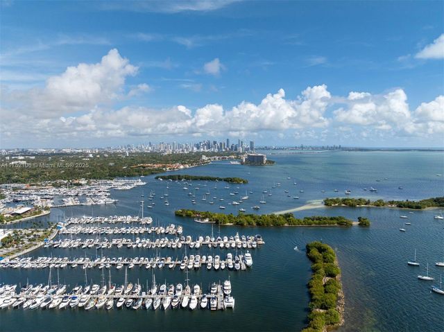 3400 SW 27th Ave 1902, Miami, FL 33133