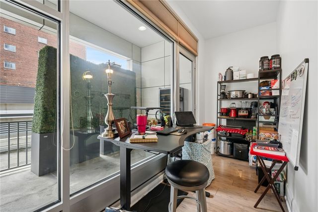 301 5th Ave 518, Downtown Pgh, PA 15222