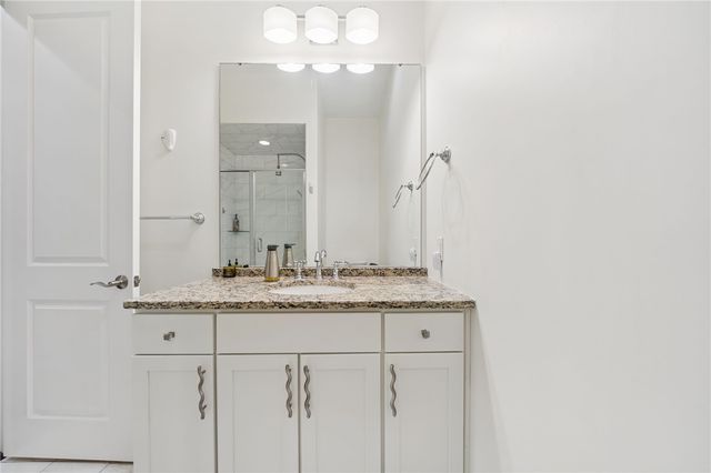 301 5th Ave 518, Downtown Pgh, PA 15222