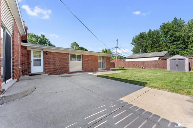 8214 Gulley Street, Taylor, MI 48180