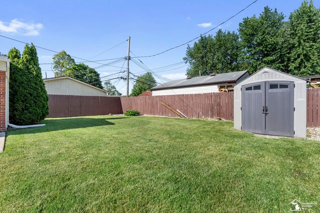 8214 Gulley Street, Taylor, MI 48180