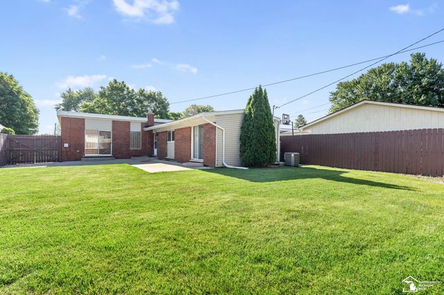 8214 Gulley Street, Taylor, MI 48180