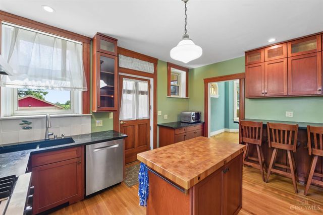 3546 Epworth Avenue, Cincinnati, OH 45211