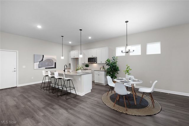 374 Bascule Drive, Lorain, OH 44052